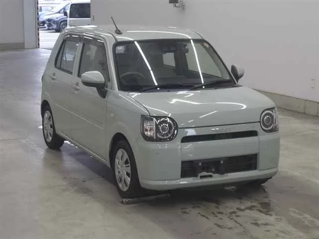 Daihatsu Mira Tocot LA550S 2018
